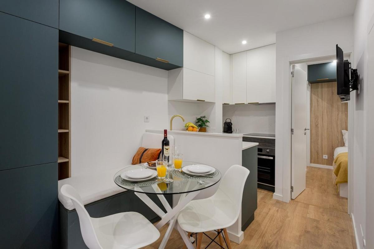 Petite Charm In Old Apartamento *
